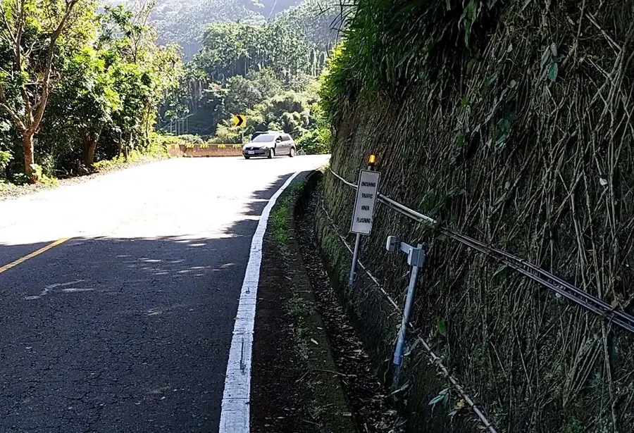 On-site installation of the Smart Mountain Road Safety Warning System in the Chiayi mountains